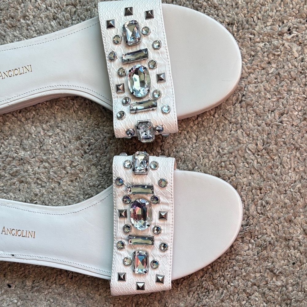 NWOT-Enzo Angiolini Crystal-Embellished White Slide Sandals - Picture 4 of 5